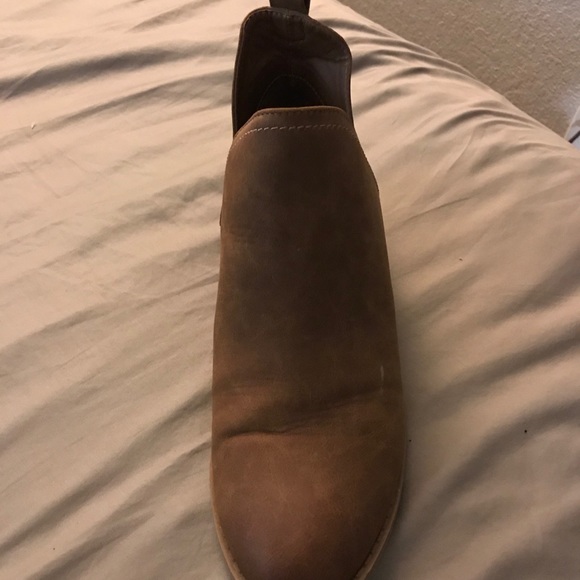 Boots - Picture 3 of 4